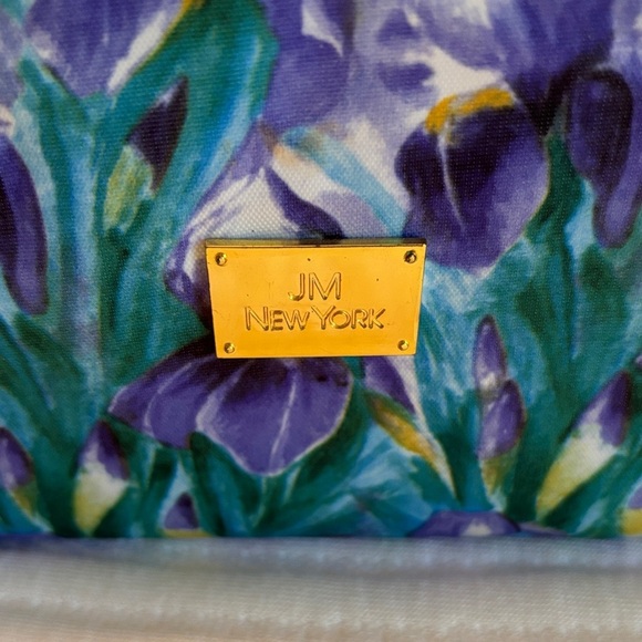 JM New York Iris Floral Cosmetic Bag EUC - Picture 2 of 10